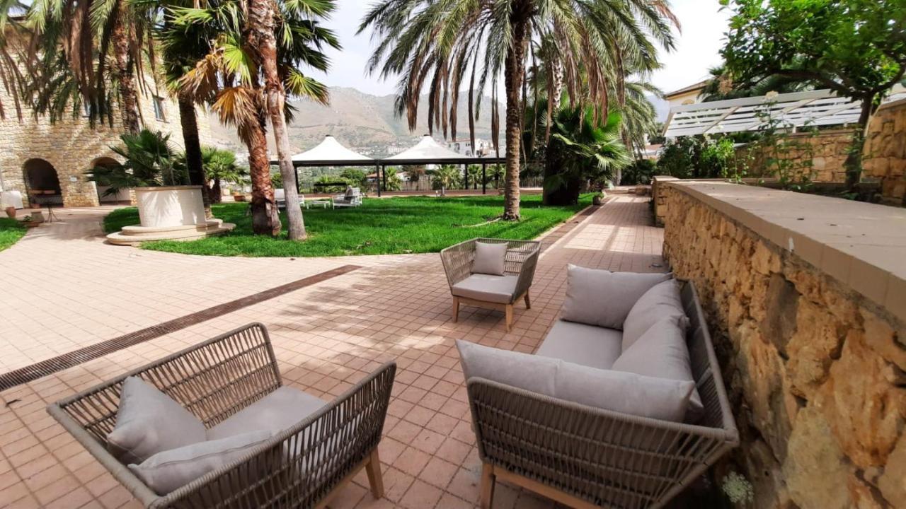 Al Balhara & Hotel Palermo